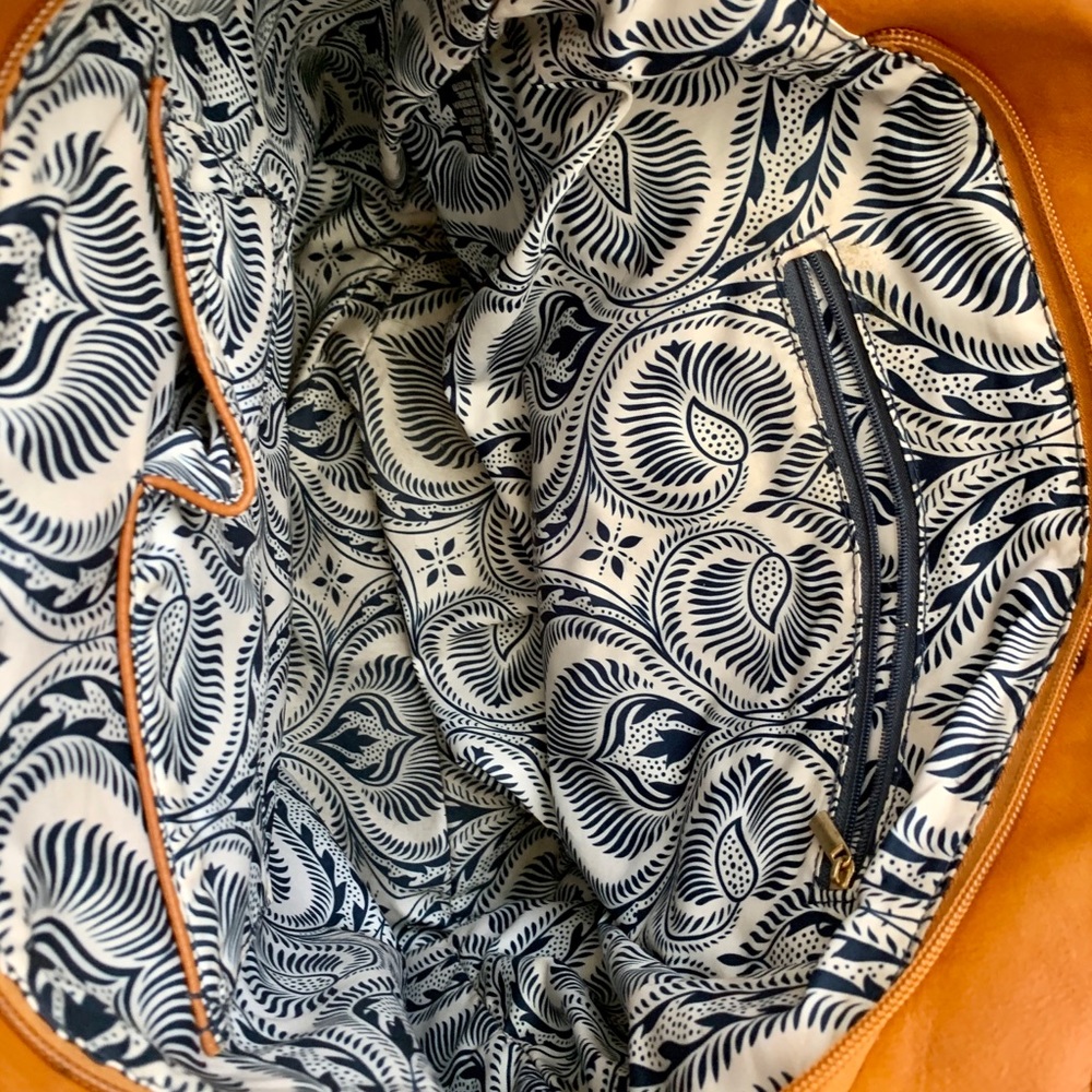 Great Fall Bag! - Picture 2 of 5